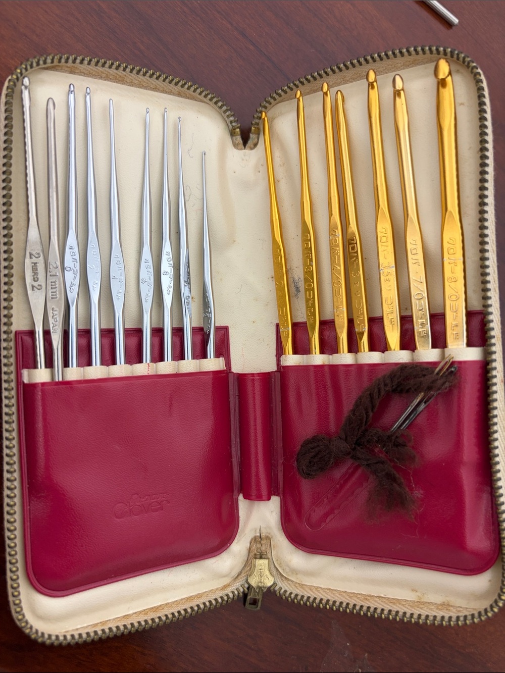 Vintage Clover Crochet Hook Set with case